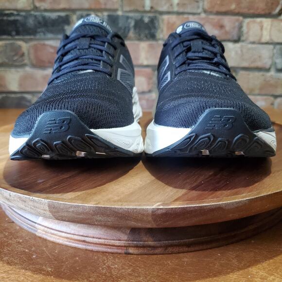 New Balance Fresh Foam X 880v14 Black Road Running Shoes Women's 9.5 Men's 8 - Picture 12 of 16